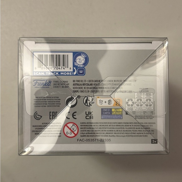 Funko Pop! Marvel #1187 Black Panther Disney 100 Funko Exclusive - Picture 8 of 9